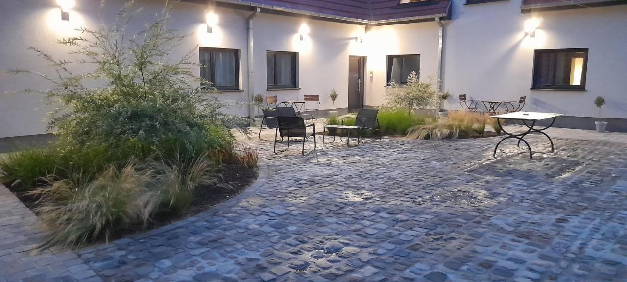 Cote Grange Hotell Tournai Exteriör bild