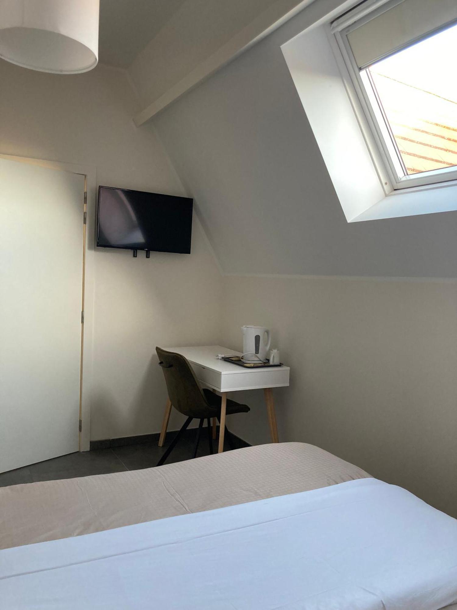 Cote Grange Hotell Tournai Exteriör bild